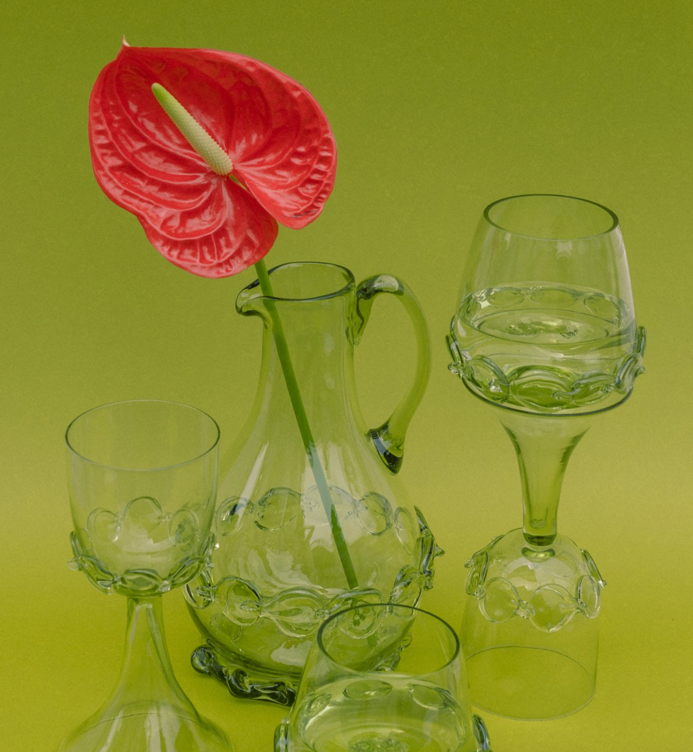 Mouthblown carafe with ornaments